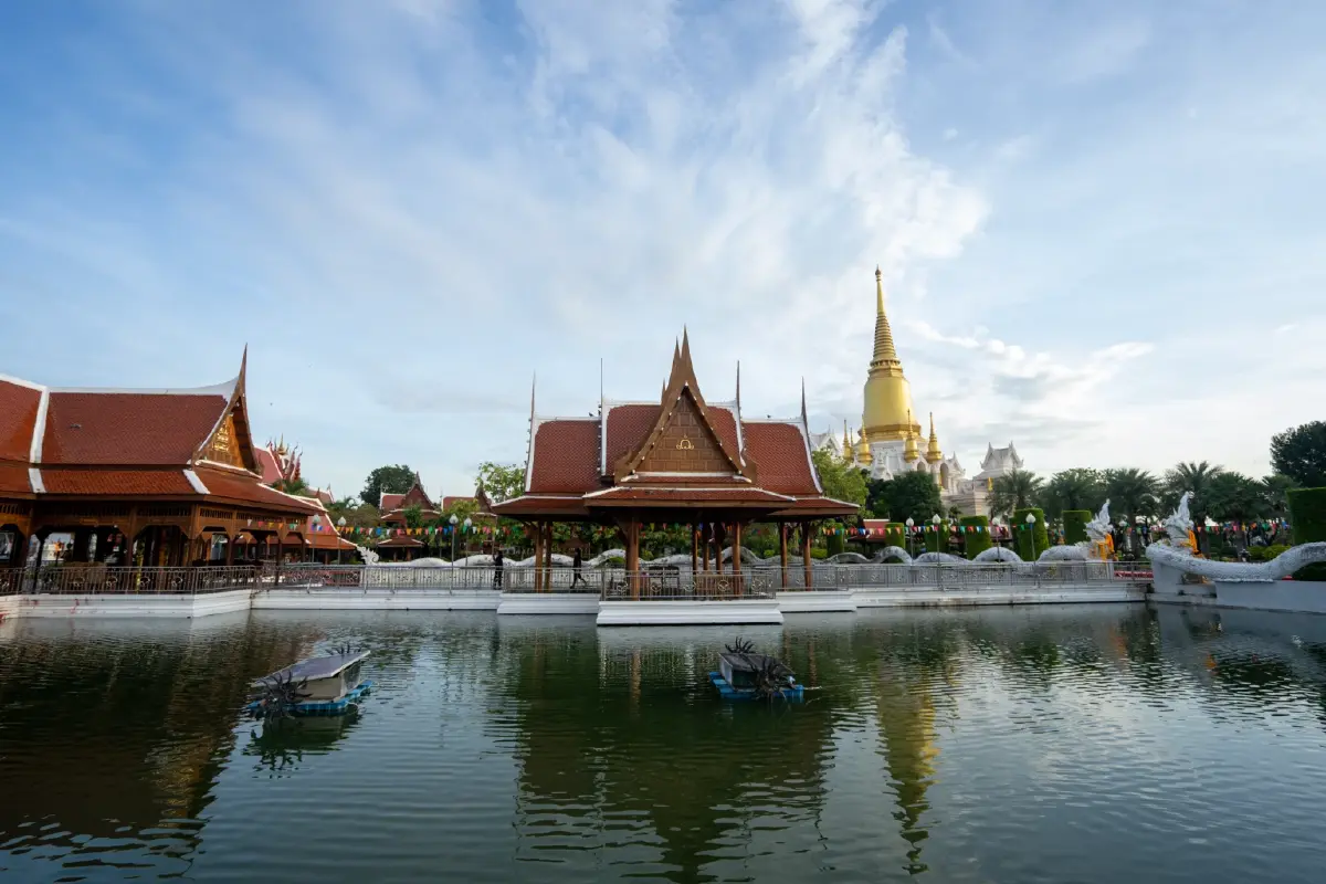 10 สถานที่เที่ยววันหยุดกรุงเทพปี 2567 ที่น่าสนใจยอดนิยม